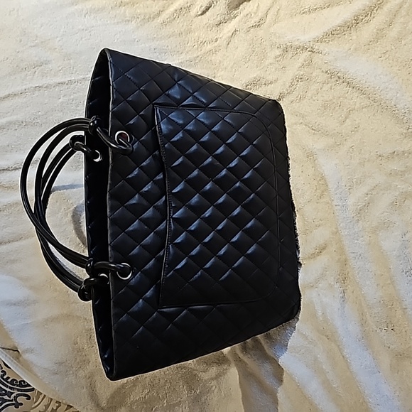 Authentic CHANEL Tote Bag Calfskin Cambon - Picture 2 of 16
